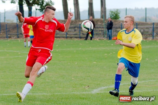 Zdjęcie w galerii na portalu naszraciborz.pl: Juniorzy starsi: Nigdy nie należy się poddawać! Pierwsze zwycięstwo juniorów Owsiszcz wiadomości z regionu