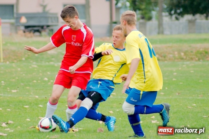 Zdjęcie w galerii na portalu naszraciborz.pl: Juniorzy starsi: Nigdy nie należy się poddawać! Pierwsze zwycięstwo juniorów Owsiszcz wiadomości z regionu
