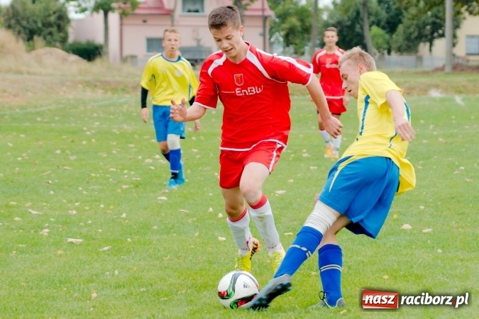Zdjęcie w galerii na portalu naszraciborz.pl: Juniorzy starsi: Nigdy nie należy się poddawać! Pierwsze zwycięstwo juniorów Owsiszcz wiadomości z regionu