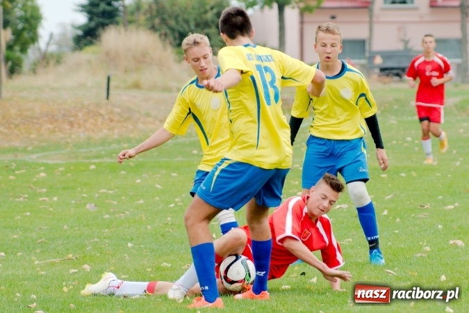 Zdjęcie w galerii na portalu naszraciborz.pl: Juniorzy starsi: Nigdy nie należy się poddawać! Pierwsze zwycięstwo juniorów Owsiszcz wiadomości z regionu