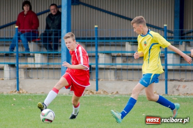 Zdjęcie w galerii na portalu naszraciborz.pl: Juniorzy starsi: Nigdy nie należy się poddawać! Pierwsze zwycięstwo juniorów Owsiszcz wiadomości z regionu