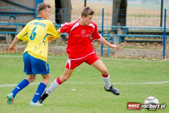 Zdjęcie w galerii na portalu naszraciborz.pl: Juniorzy starsi: Nigdy nie należy się poddawać! Pierwsze zwycięstwo juniorów Owsiszcz wiadomości z regionu