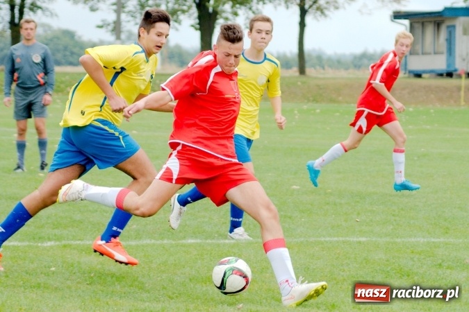 Zdjęcie w galerii na portalu naszraciborz.pl: Juniorzy starsi: Nigdy nie należy się poddawać! Pierwsze zwycięstwo juniorów Owsiszcz wiadomości z regionu