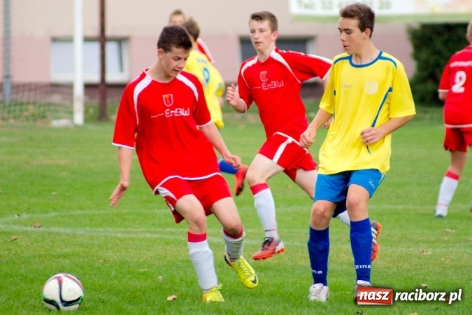 Zdjęcie w galerii na portalu naszraciborz.pl: Juniorzy starsi: Nigdy nie należy się poddawać! Pierwsze zwycięstwo juniorów Owsiszcz wiadomości z regionu