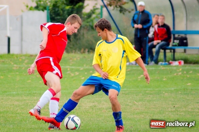 Zdjęcie w galerii na portalu naszraciborz.pl: Juniorzy starsi: Nigdy nie należy się poddawać! Pierwsze zwycięstwo juniorów Owsiszcz wiadomości z regionu