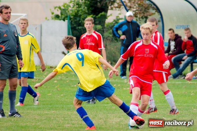Zdjęcie w galerii na portalu naszraciborz.pl: Juniorzy starsi: Nigdy nie należy się poddawać! Pierwsze zwycięstwo juniorów Owsiszcz wiadomości z regionu