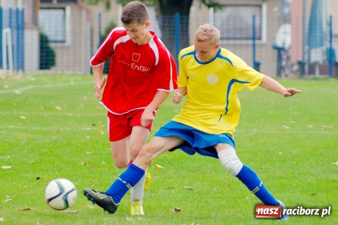 Zdjęcie w galerii na portalu naszraciborz.pl: Juniorzy starsi: Nigdy nie należy się poddawać! Pierwsze zwycięstwo juniorów Owsiszcz wiadomości z regionu