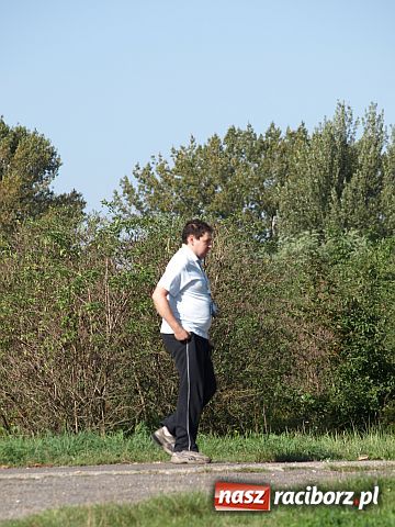 Zdjęcie w galerii na portalu naszraciborz.pl: Racibórz zalewają śmieci  wiadomości z regionu