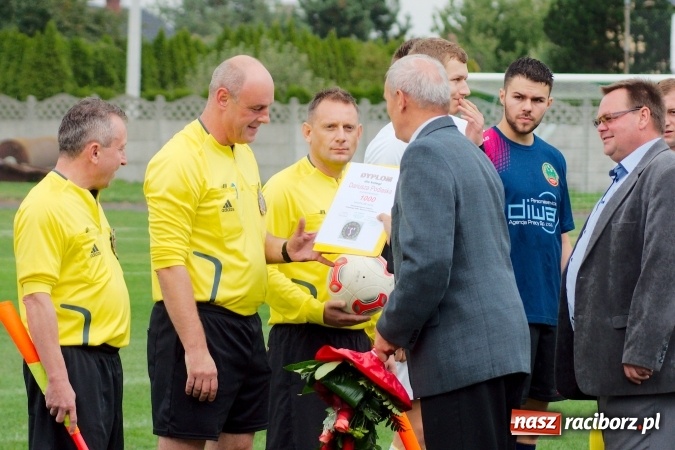 Zdjęcie w galerii na portalu naszraciborz.pl: A klasa: Derby gminy dla Tworkowa. Tysięczny mecz Dariusza Podlaska wiadomości z regionu