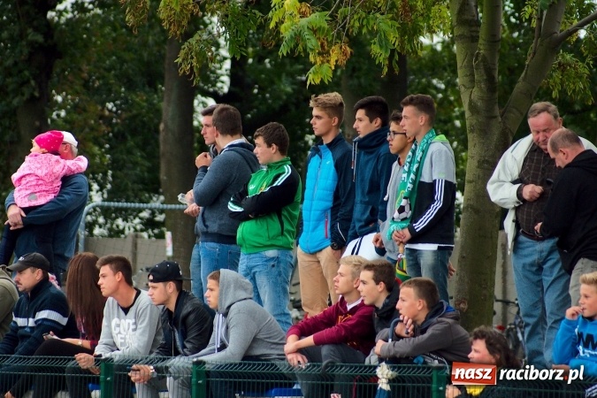 Zdjęcie w galerii na portalu naszraciborz.pl: A klasa: Derby gminy dla Tworkowa. Tysięczny mecz Dariusza Podlaska wiadomości z regionu
