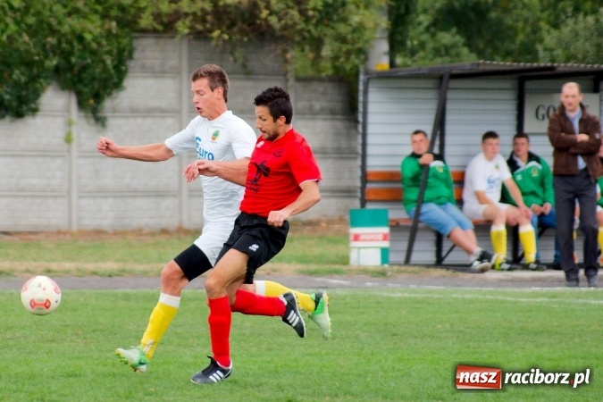 Zdjęcie w galerii na portalu naszraciborz.pl: A klasa: Derby gminy dla Tworkowa. Tysięczny mecz Dariusza Podlaska wiadomości z regionu
