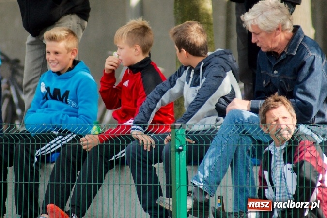 Zdjęcie w galerii na portalu naszraciborz.pl: A klasa: Derby gminy dla Tworkowa. Tysięczny mecz Dariusza Podlaska wiadomości z regionu