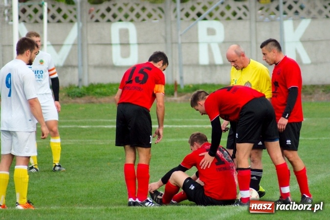 Zdjęcie w galerii na portalu naszraciborz.pl: A klasa: Derby gminy dla Tworkowa. Tysięczny mecz Dariusza Podlaska wiadomości z regionu