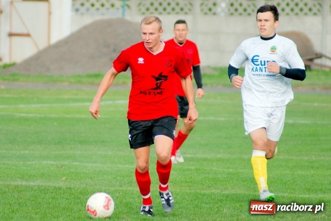 Zdjęcie w galerii na portalu naszraciborz.pl: A klasa: Derby gminy dla Tworkowa. Tysięczny mecz Dariusza Podlaska wiadomości z regionu