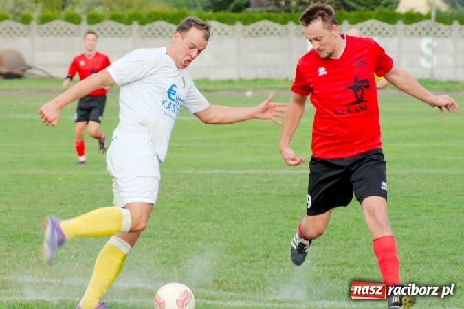 Zdjęcie w galerii na portalu naszraciborz.pl: A klasa: Derby gminy dla Tworkowa. Tysięczny mecz Dariusza Podlaska wiadomości z regionu