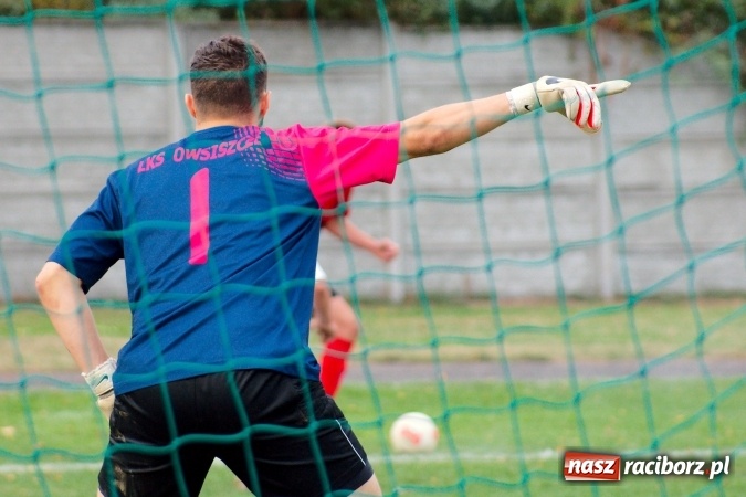 Zdjęcie w galerii na portalu naszraciborz.pl: A klasa: Derby gminy dla Tworkowa. Tysięczny mecz Dariusza Podlaska wiadomości z regionu