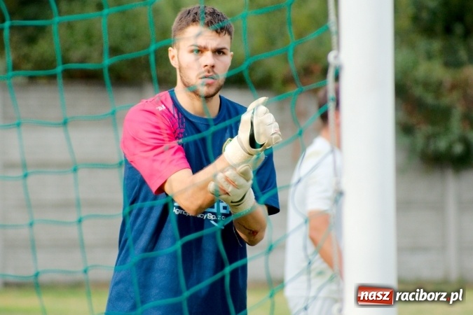 Zdjęcie w galerii na portalu naszraciborz.pl: A klasa: Derby gminy dla Tworkowa. Tysięczny mecz Dariusza Podlaska wiadomości z regionu