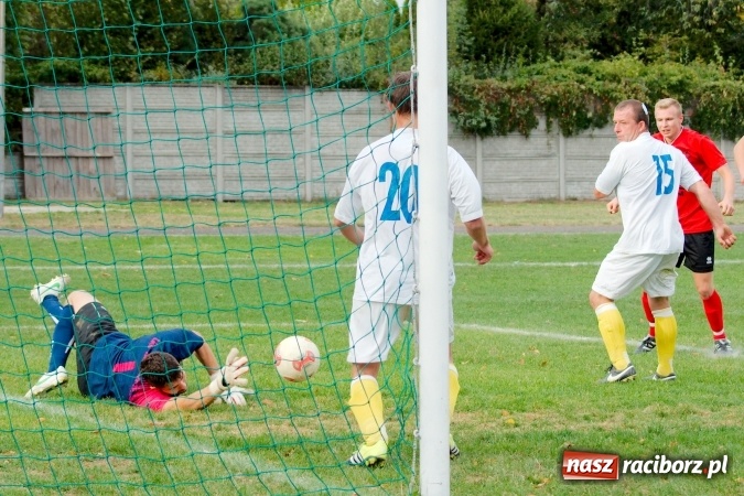 Zdjęcie w galerii na portalu naszraciborz.pl: A klasa: Derby gminy dla Tworkowa. Tysięczny mecz Dariusza Podlaska wiadomości z regionu