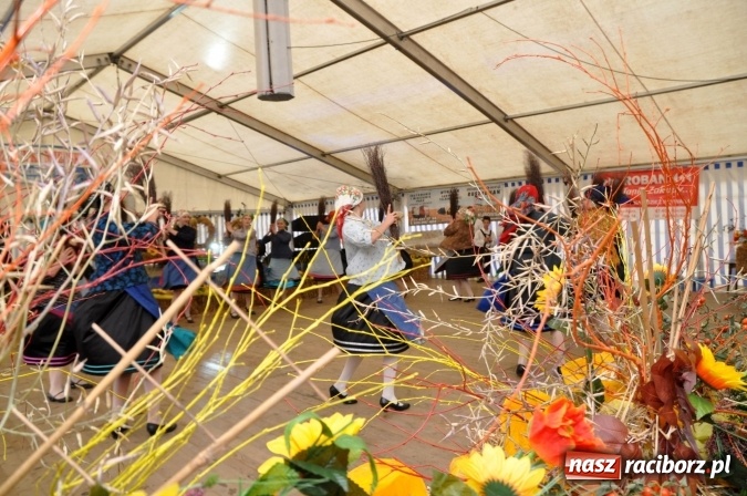 Zdjęcie w galerii na portalu naszraciborz.pl: Dożynki miejskie w Sudole - zobacz korowód na wideo wiadomości z regionu