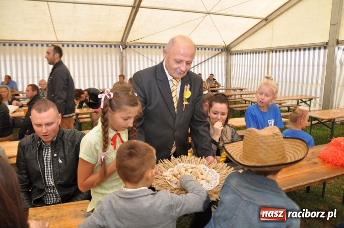 Zdjęcie w galerii na portalu naszraciborz.pl: Dożynki miejskie w Sudole - zobacz korowód na wideo wiadomości z regionu