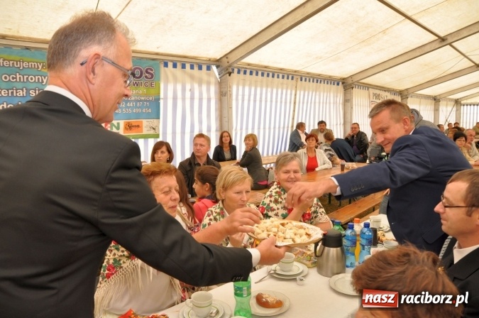 Zdjęcie w galerii na portalu naszraciborz.pl: Dożynki miejskie w Sudole - zobacz korowód na wideo wiadomości z regionu