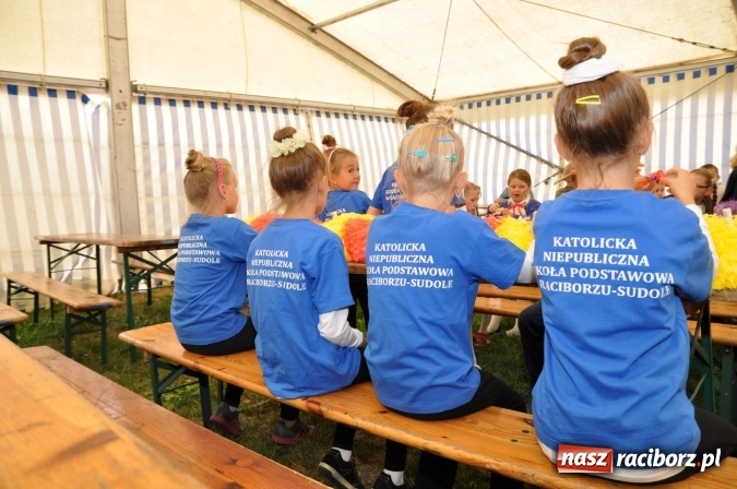 Zdjęcie w galerii na portalu naszraciborz.pl: Dożynki miejskie w Sudole - zobacz korowód na wideo wiadomości z regionu