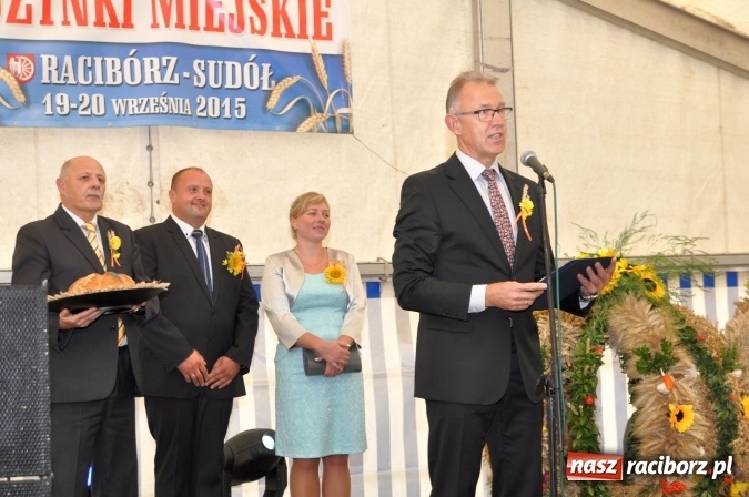 Zdjęcie w galerii na portalu naszraciborz.pl: Dożynki miejskie w Sudole - zobacz korowód na wideo wiadomości z regionu