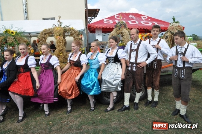 Zdjęcie w galerii na portalu naszraciborz.pl: Dożynki miejskie w Sudole - zobacz korowód na wideo wiadomości z regionu