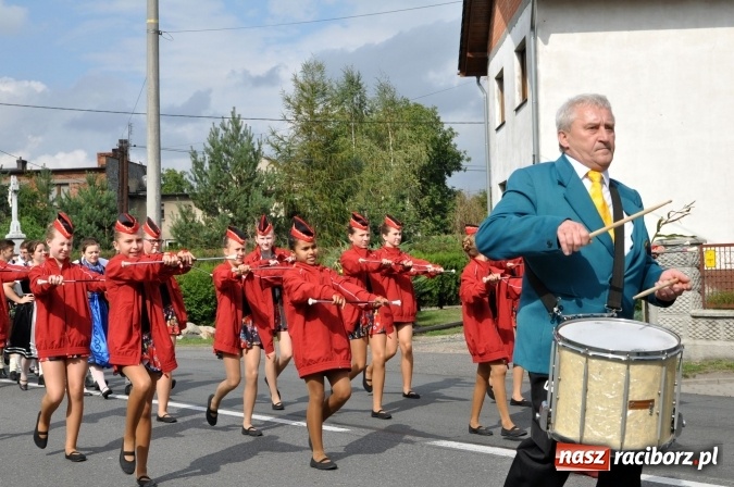 Zdjęcie w galerii na portalu naszraciborz.pl: Dożynki miejskie w Sudole - zobacz korowód na wideo wiadomości z regionu