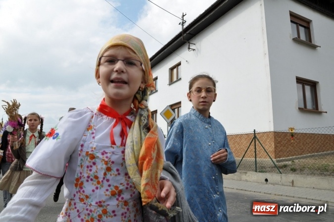 Zdjęcie w galerii na portalu naszraciborz.pl: Dożynki miejskie w Sudole - zobacz korowód na wideo wiadomości z regionu