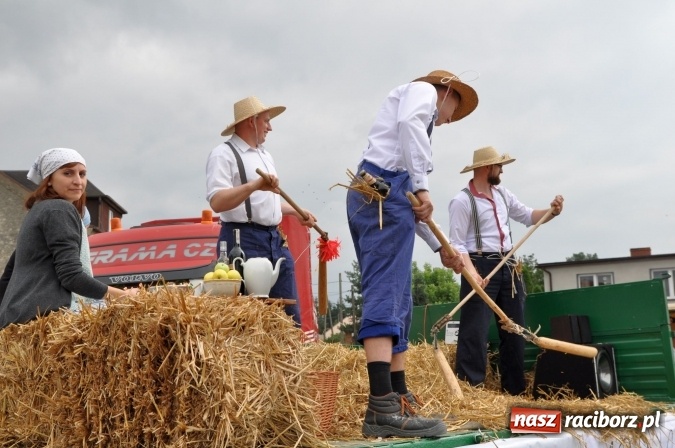Zdjęcie w galerii na portalu naszraciborz.pl: Dożynki miejskie w Sudole - zobacz korowód na wideo wiadomości z regionu