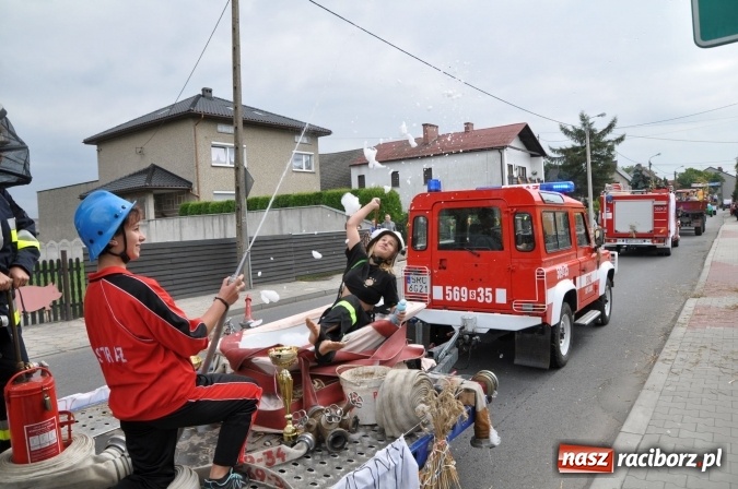 Zdjęcie w galerii na portalu naszraciborz.pl: Dożynki miejskie w Sudole - zobacz korowód na wideo wiadomości z regionu