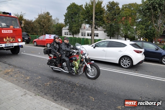 Zdjęcie w galerii na portalu naszraciborz.pl: Dożynki miejskie w Sudole - zobacz korowód na wideo wiadomości z regionu