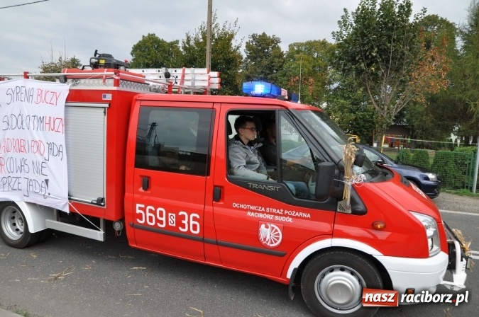 Zdjęcie w galerii na portalu naszraciborz.pl: Dożynki miejskie w Sudole - zobacz korowód na wideo wiadomości z regionu