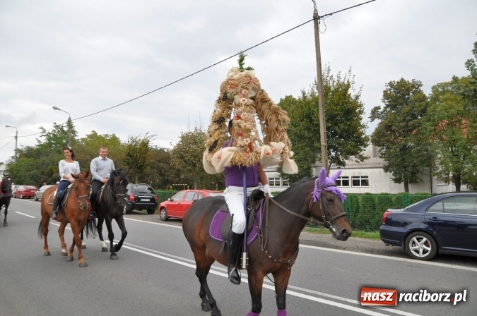 Zdjęcie w galerii na portalu naszraciborz.pl: Dożynki miejskie w Sudole - zobacz korowód na wideo wiadomości z regionu