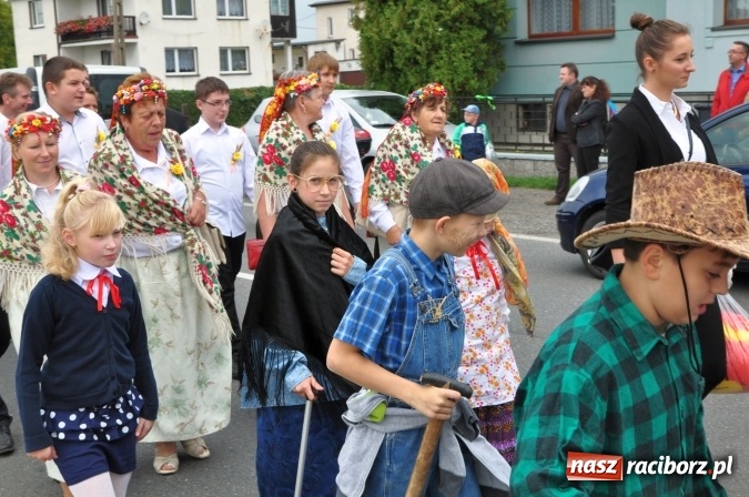 Zdjęcie w galerii na portalu naszraciborz.pl: Dożynki miejskie w Sudole - zobacz korowód na wideo wiadomości z regionu