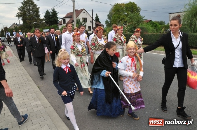 Zdjęcie w galerii na portalu naszraciborz.pl: Dożynki miejskie w Sudole - zobacz korowód na wideo wiadomości z regionu