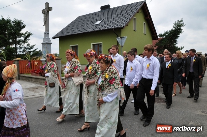 Zdjęcie w galerii na portalu naszraciborz.pl: Dożynki miejskie w Sudole - zobacz korowód na wideo wiadomości z regionu