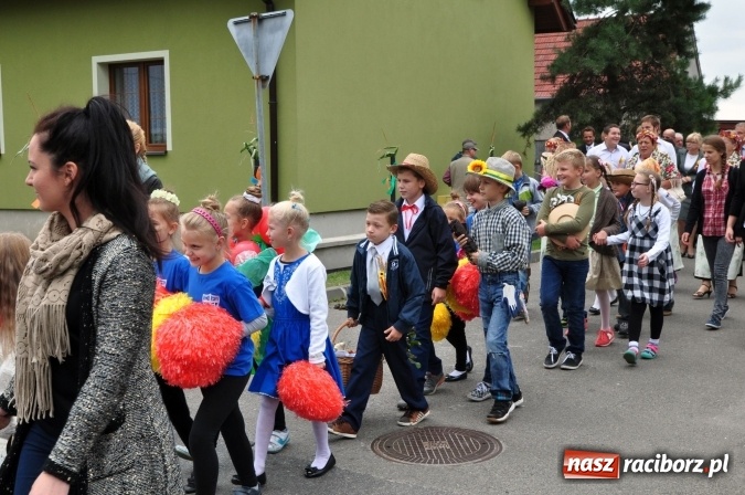 Zdjęcie w galerii na portalu naszraciborz.pl: Dożynki miejskie w Sudole - zobacz korowód na wideo wiadomości z regionu