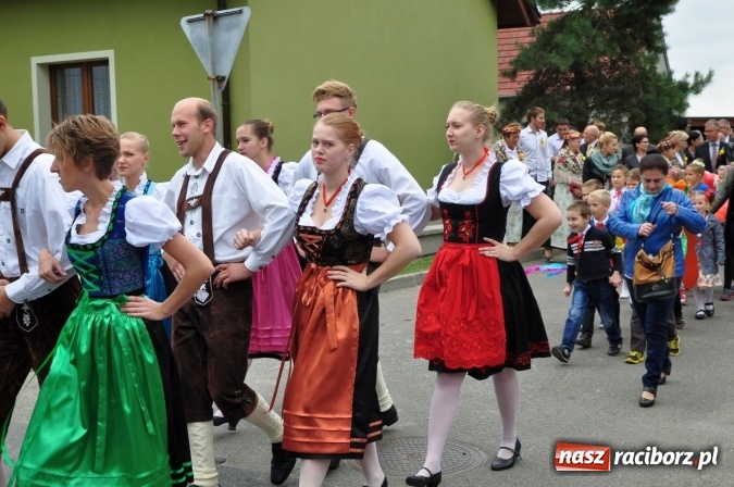 Zdjęcie w galerii na portalu naszraciborz.pl: Dożynki miejskie w Sudole - zobacz korowód na wideo wiadomości z regionu
