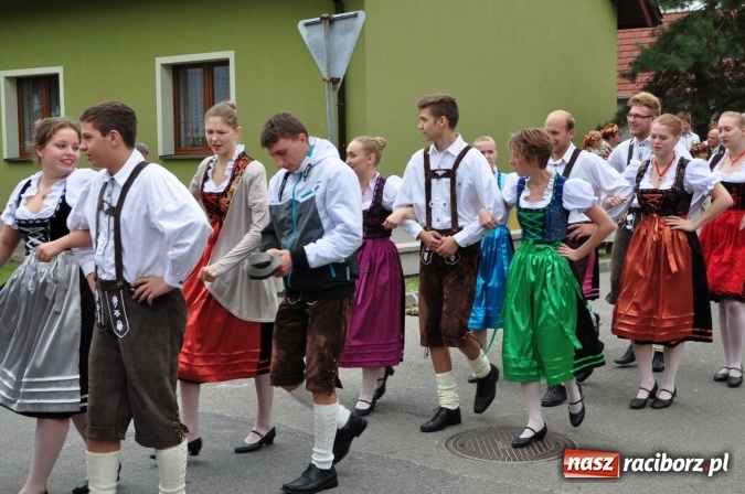 Zdjęcie w galerii na portalu naszraciborz.pl: Dożynki miejskie w Sudole - zobacz korowód na wideo wiadomości z regionu