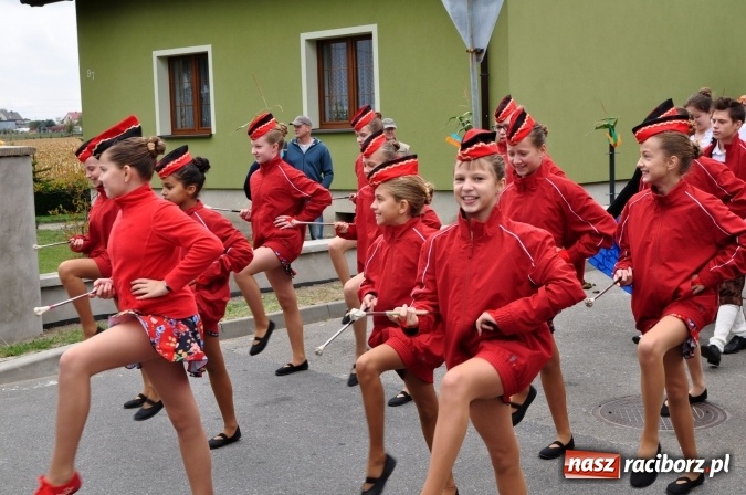 Zdjęcie w galerii na portalu naszraciborz.pl: Dożynki miejskie w Sudole - zobacz korowód na wideo wiadomości z regionu