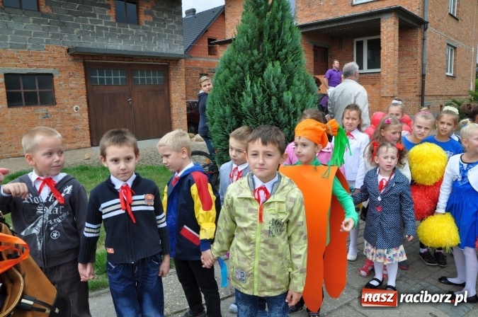 Zdjęcie w galerii na portalu naszraciborz.pl: Dożynki miejskie w Sudole - zobacz korowód na wideo wiadomości z regionu