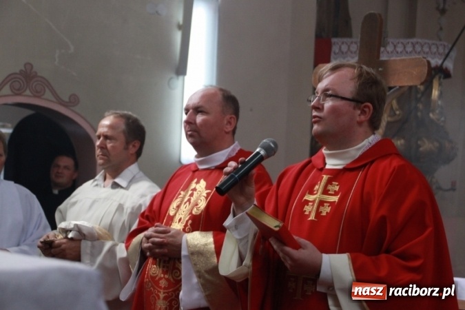 Zdjęcie w galerii na portalu naszraciborz.pl: Rewia, Miraż, zabawa, rozgrywki sportowe i podwójna tęcza, czyli atrakcje II Wielkiego Pikniku Rodzinnego w Wojnowicach wiadomości z regionu
