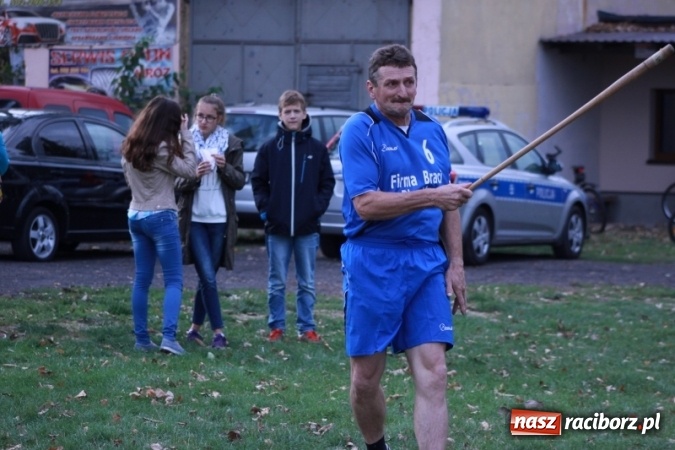 Zdjęcie w galerii na portalu naszraciborz.pl: Rewia, Miraż, zabawa, rozgrywki sportowe i podwójna tęcza, czyli atrakcje II Wielkiego Pikniku Rodzinnego w Wojnowicach wiadomości z regionu