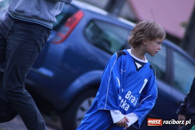 Zdjęcie w galerii na portalu naszraciborz.pl: Rewia, Miraż, zabawa, rozgrywki sportowe i podwójna tęcza, czyli atrakcje II Wielkiego Pikniku Rodzinnego w Wojnowicach wiadomości z regionu
