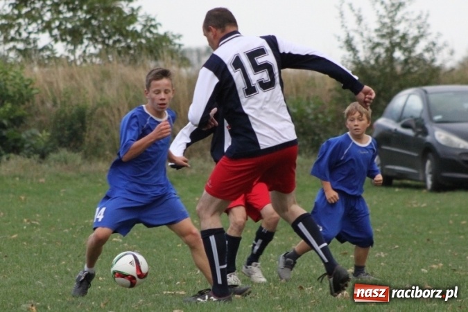 Zdjęcie w galerii na portalu naszraciborz.pl: Rewia, Miraż, zabawa, rozgrywki sportowe i podwójna tęcza, czyli atrakcje II Wielkiego Pikniku Rodzinnego w Wojnowicach wiadomości z regionu