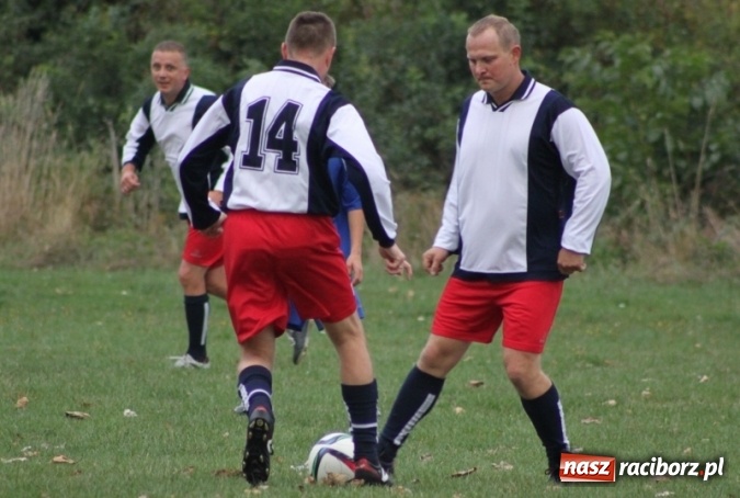 Zdjęcie w galerii na portalu naszraciborz.pl: Rewia, Miraż, zabawa, rozgrywki sportowe i podwójna tęcza, czyli atrakcje II Wielkiego Pikniku Rodzinnego w Wojnowicach wiadomości z regionu