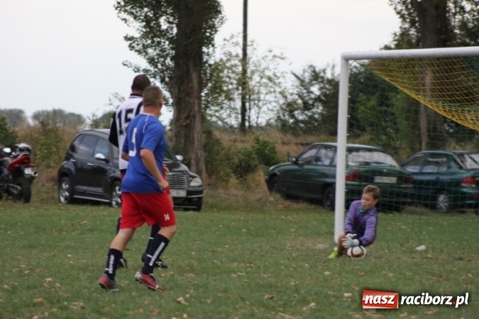 Zdjęcie w galerii na portalu naszraciborz.pl: Rewia, Miraż, zabawa, rozgrywki sportowe i podwójna tęcza, czyli atrakcje II Wielkiego Pikniku Rodzinnego w Wojnowicach wiadomości z regionu