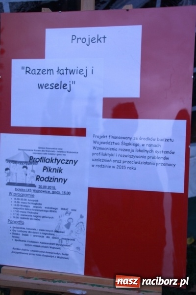 Zdjęcie w galerii na portalu naszraciborz.pl: Rewia, Miraż, zabawa, rozgrywki sportowe i podwójna tęcza, czyli atrakcje II Wielkiego Pikniku Rodzinnego w Wojnowicach wiadomości z regionu